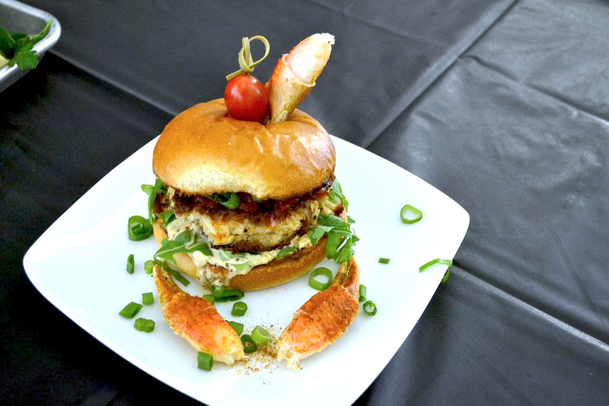 Acie Vincent Dish 2017 -- acie_vincent_dish.jpg Acie Vincent Dish 2017 -- acie_vincent_dish.jpg